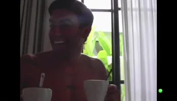 En tu costado